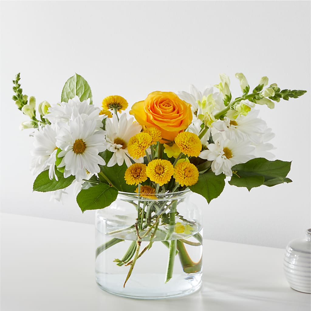 Sun Salutation Bouquet – Eastland Heaven Sent Floral, Eastland TX