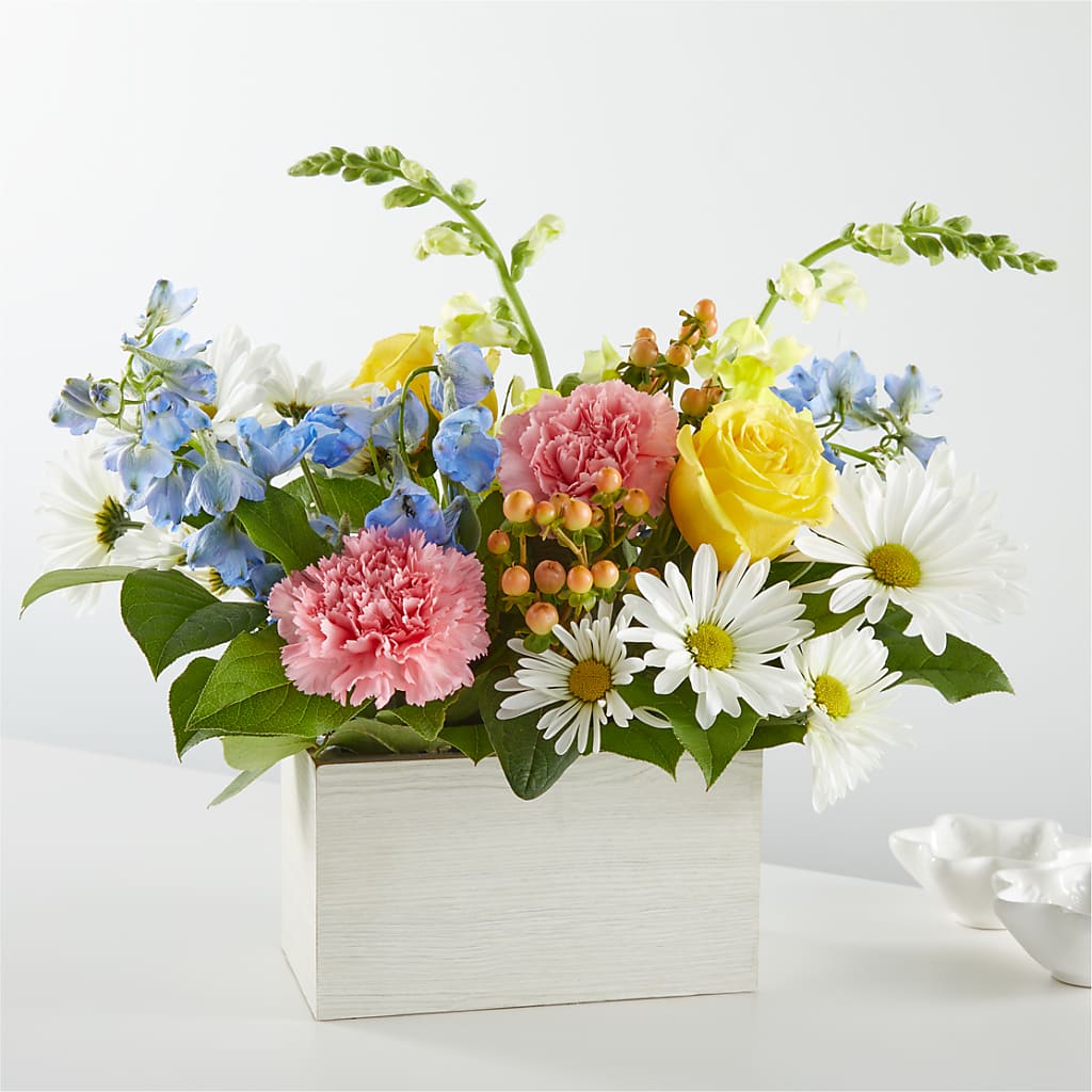 Sun Salutation Box Bouquet – Eastland Heaven Sent Floral, Eastland TX