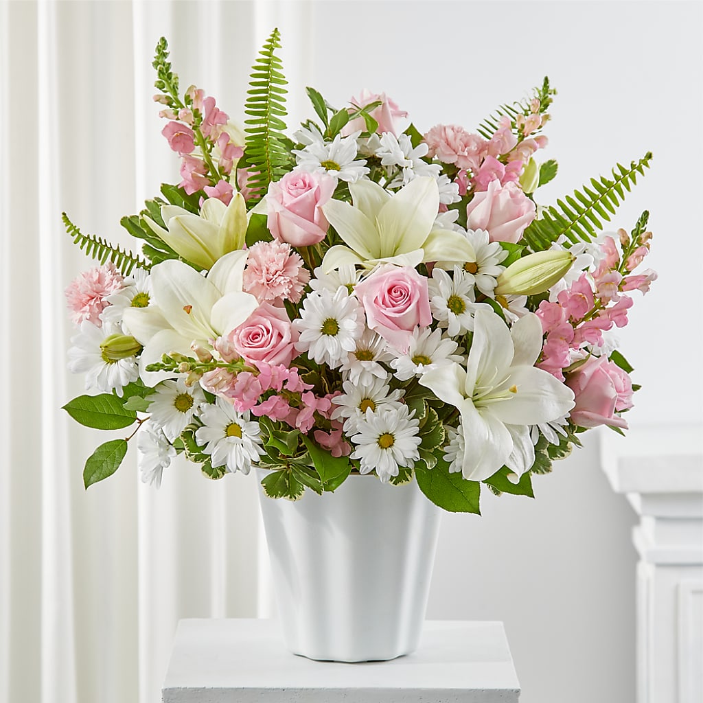 Soft Touch Tabletop Basket – Eastland Heaven Sent Floral, Eastland TX