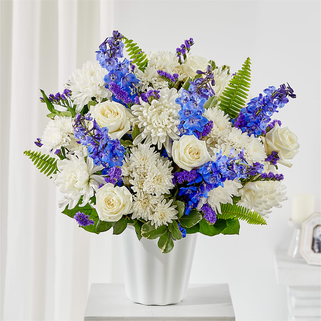 Hold Dear Tabletop Basket – Eastland Heaven Sent Floral, Eastland TX