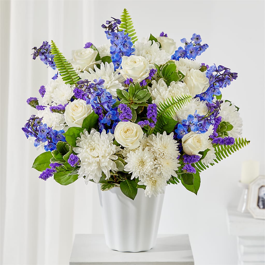 Hold Dear Tabletop Basket – Eastland Heaven Sent Floral, Eastland TX
