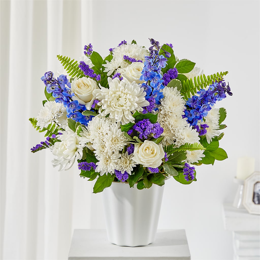 Hold Dear Tabletop Basket – Eastland Heaven Sent Floral, Eastland TX