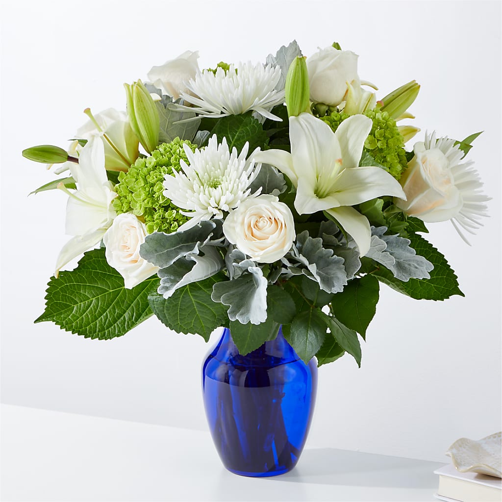 Snowy Dreams Bouquet – Eastland Heaven Sent Floral, Eastland TX