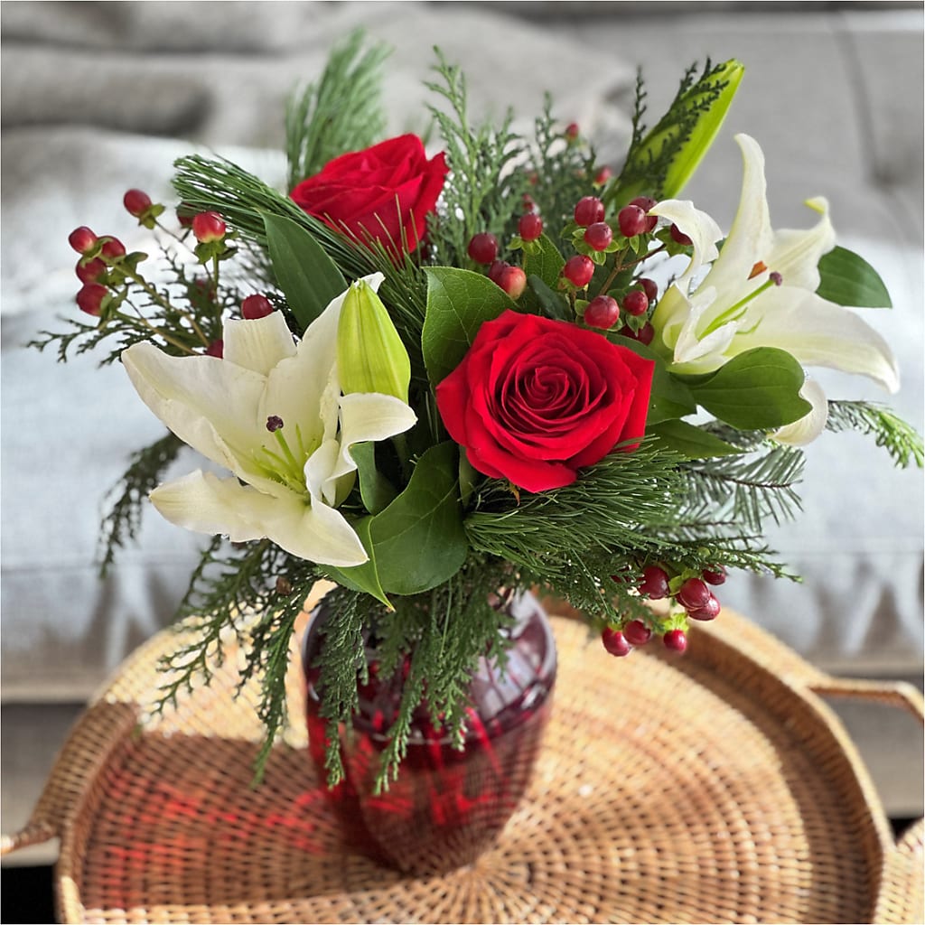 Evergreen Delight Bouquet – Eastland Heaven Sent Floral, Eastland TX