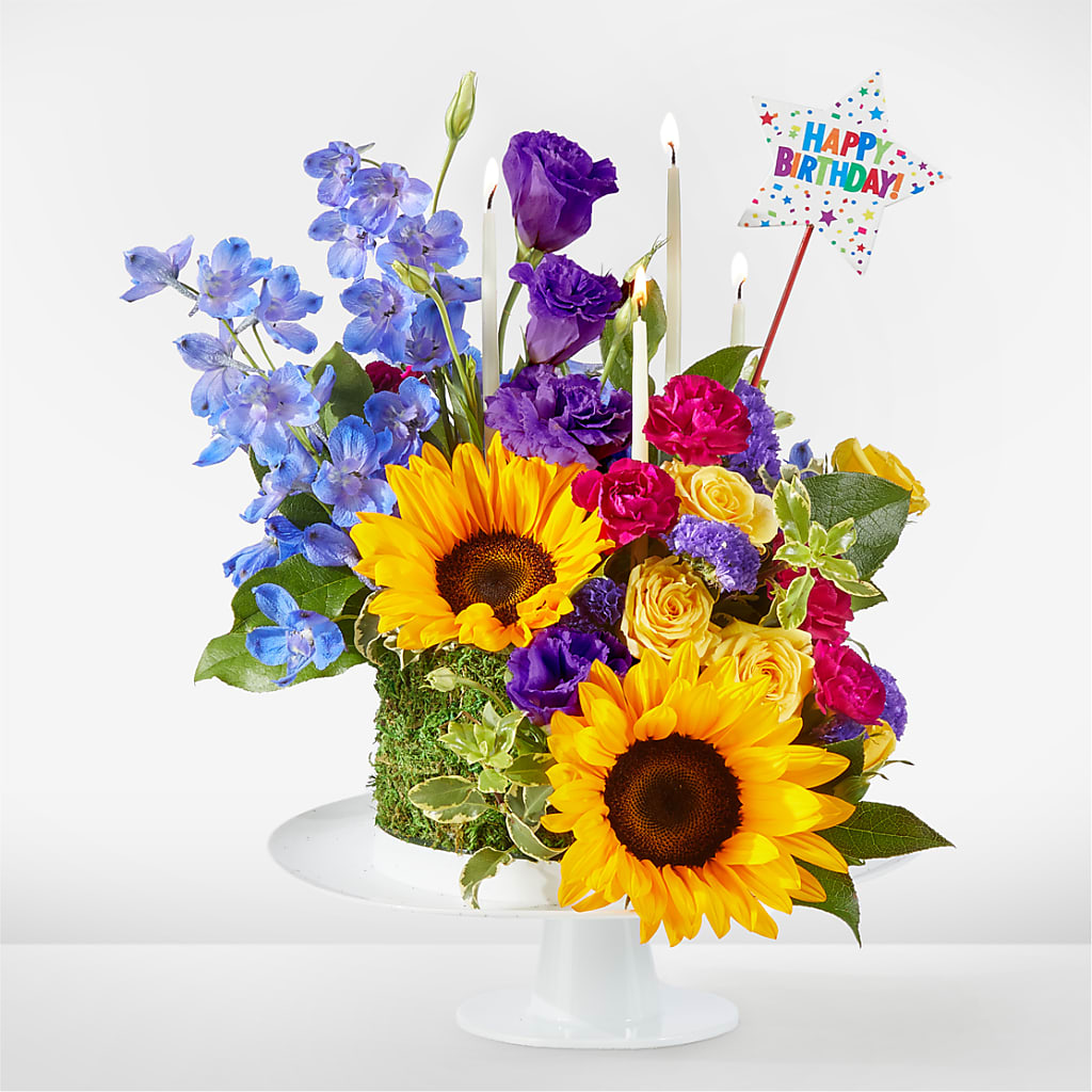 Star of the Day Floral Cake – Eastland Heaven Sent Floral, Eastland TX