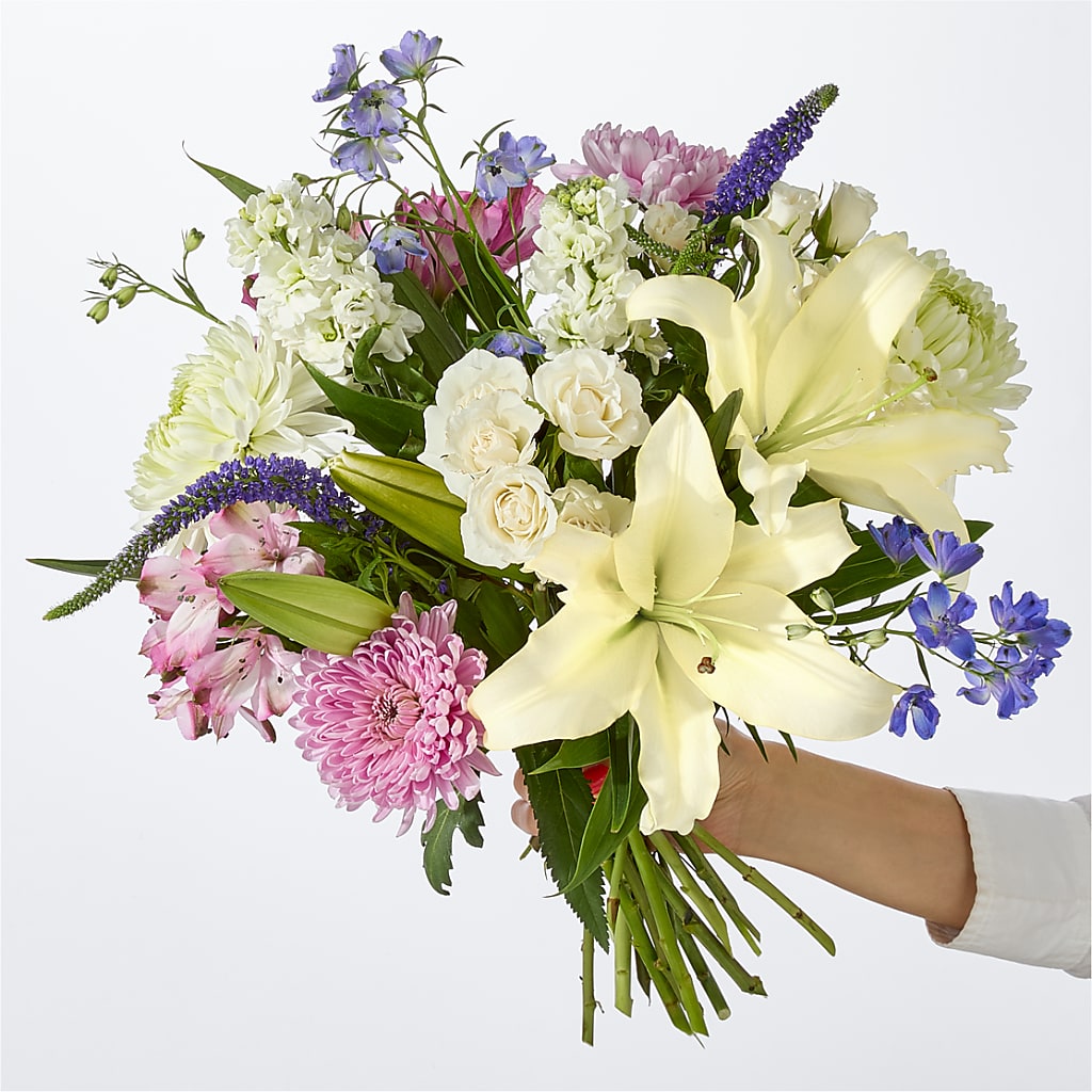 Winter Celebration Bouquet –  Eastland Heaven Sent Floral, Eastland TX