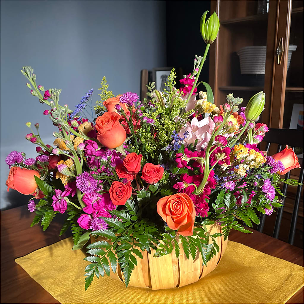 Garden of Life Basket –  Eastland Heaven Sent Floral, Eastland TX