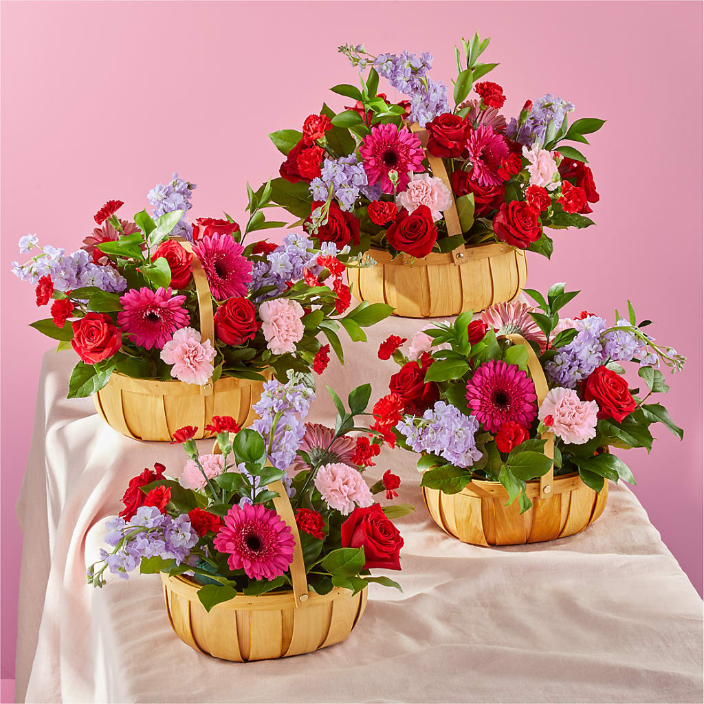 Pink Picnic Basket –  Eastland Heaven Sent Floral, Eastland TX