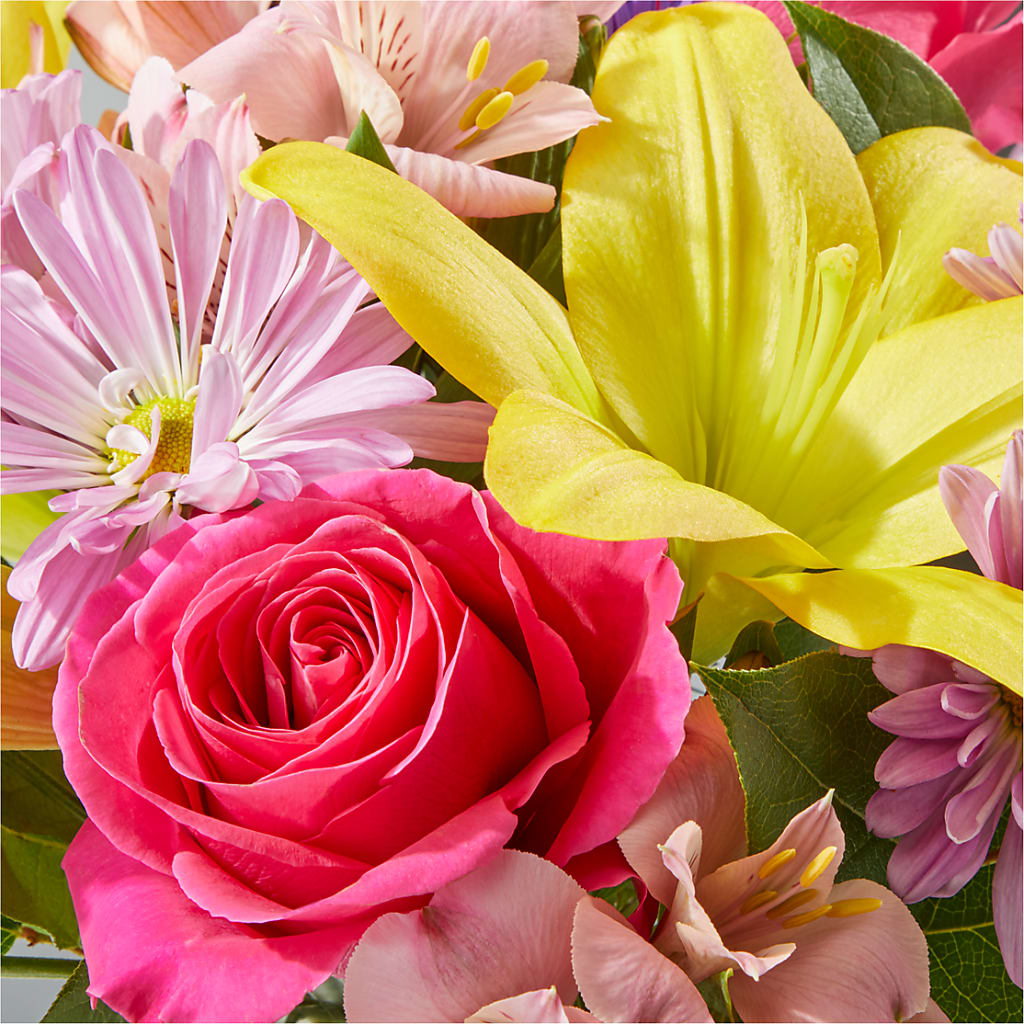 Sprinkles Bouquet –  Eastland Heaven Sent Floral, Eastland TX